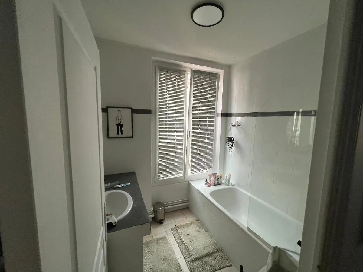 Chambre Privee Dans Superbe Appartement Parisien ! Accommodatie bij particulieren