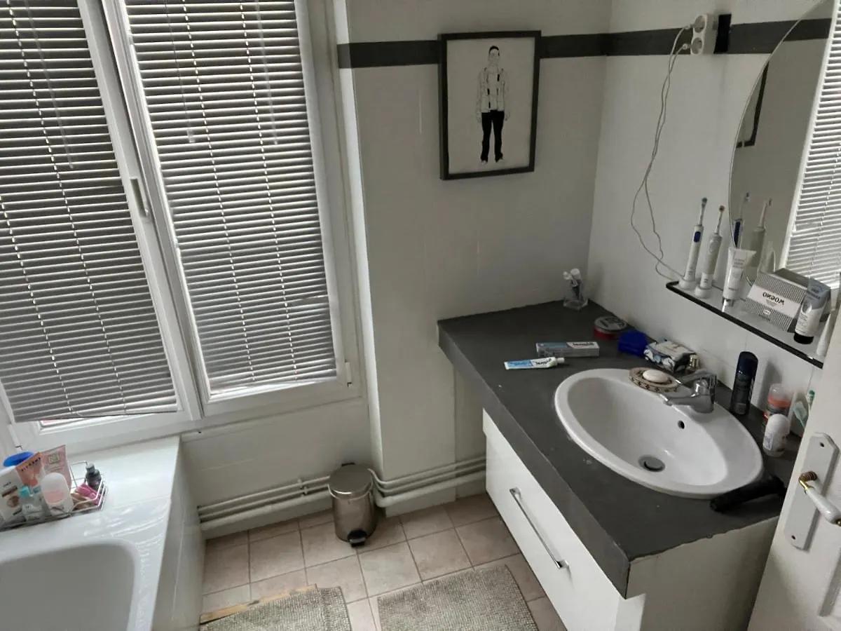 Chambre Privee Dans Superbe Appartement Parisien !